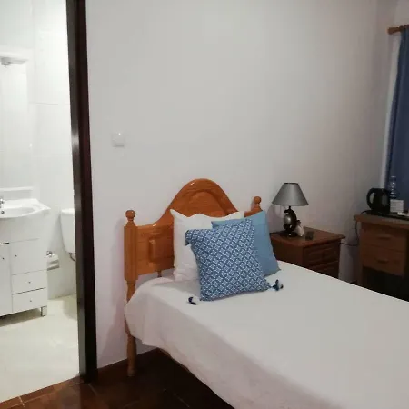 Guest house Residencia Livramento Velas