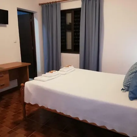 Residencia Livramento Guest house *