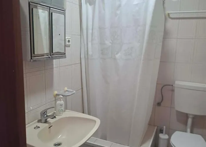 Residencia Livramento 3* Velas