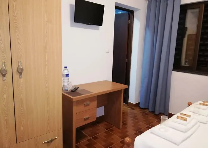 Residencia Livramento 3* Velas